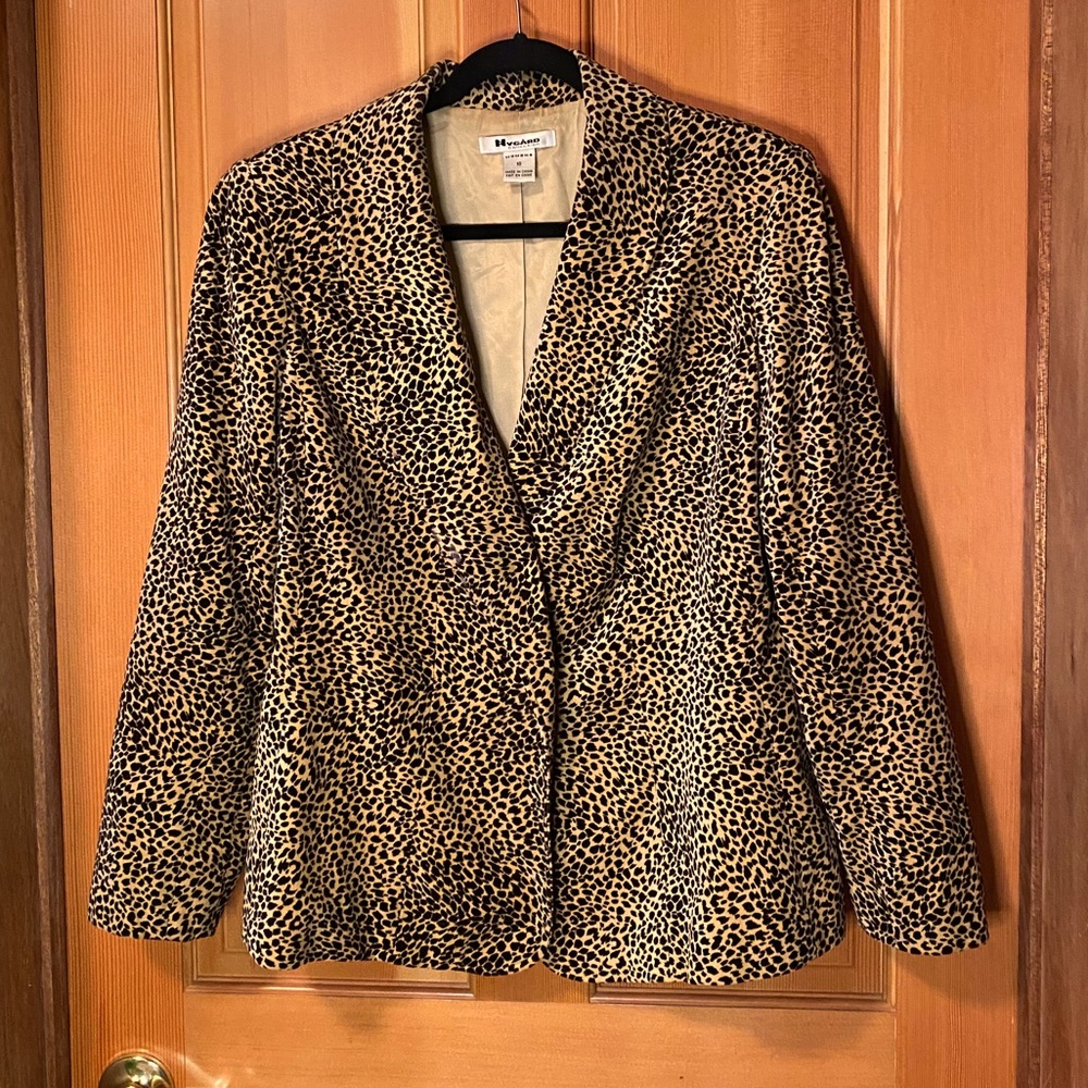 NYCARD Cute Leopard Blazer with Issues...